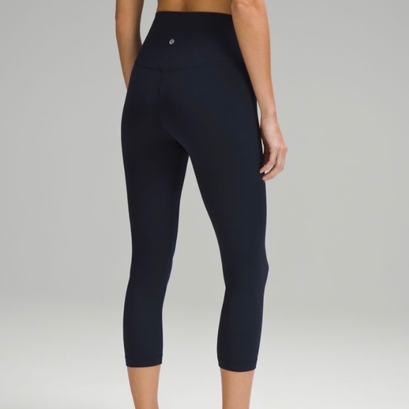 LULULEMON ALIGN HIGH RISE CROP LEGGINGS - Picture 2 of 7